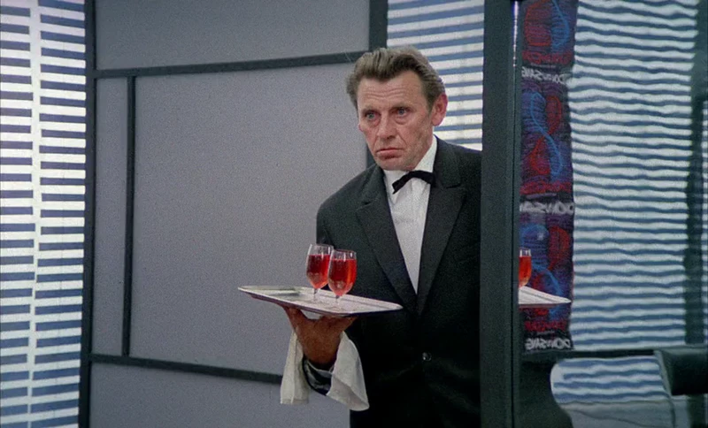 A waiter who is not Tim Roth.