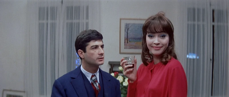 How many walls are there? How many walls are there?