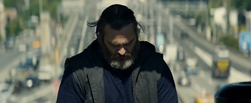 Hope you like Phoenix's face, because you'll be seeing 2 hours of it. Hope you like Phoenix's face, because you'll be seeing 2 hours of it.