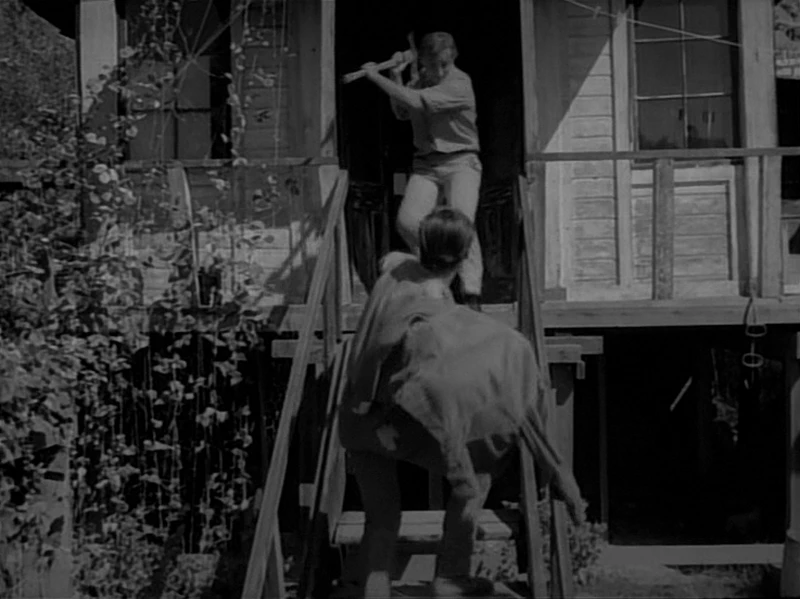 The guy in grey pants and a grey shirt is winning. The guy in grey pants and a grey shirt is winning.